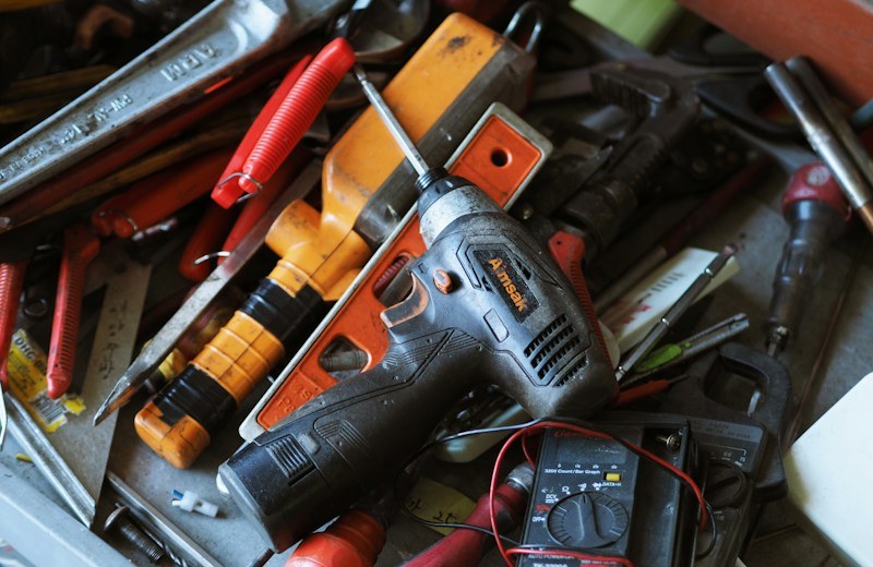 Hand Tools & Mechanics