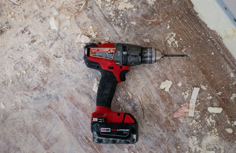 Power Tools & Machinery